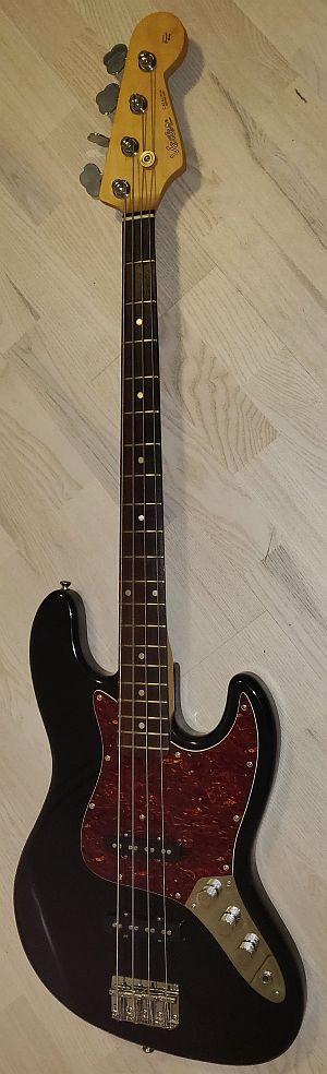 Vester Catalina Bass